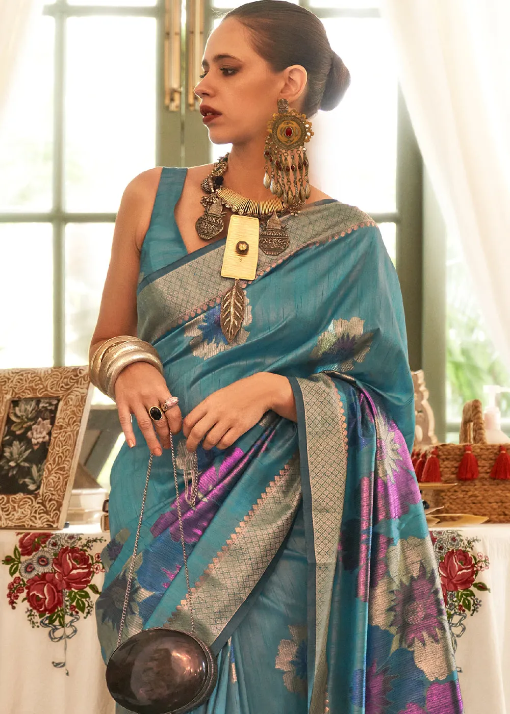 Jay Blue Multi Coloured Zari Handloom Weaving Silk Saree : Top Pick