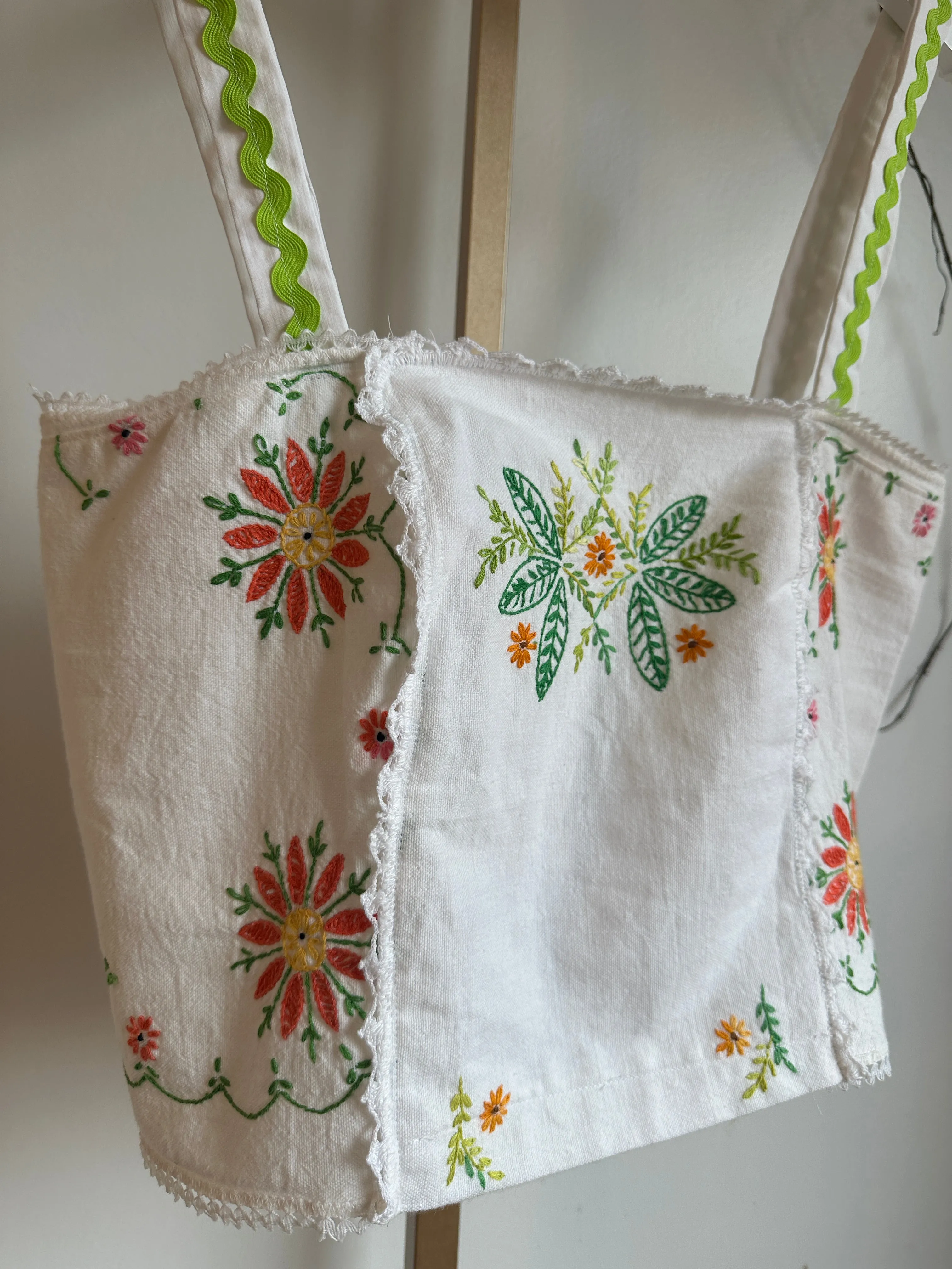 Rickrack strap vintage embroidery top